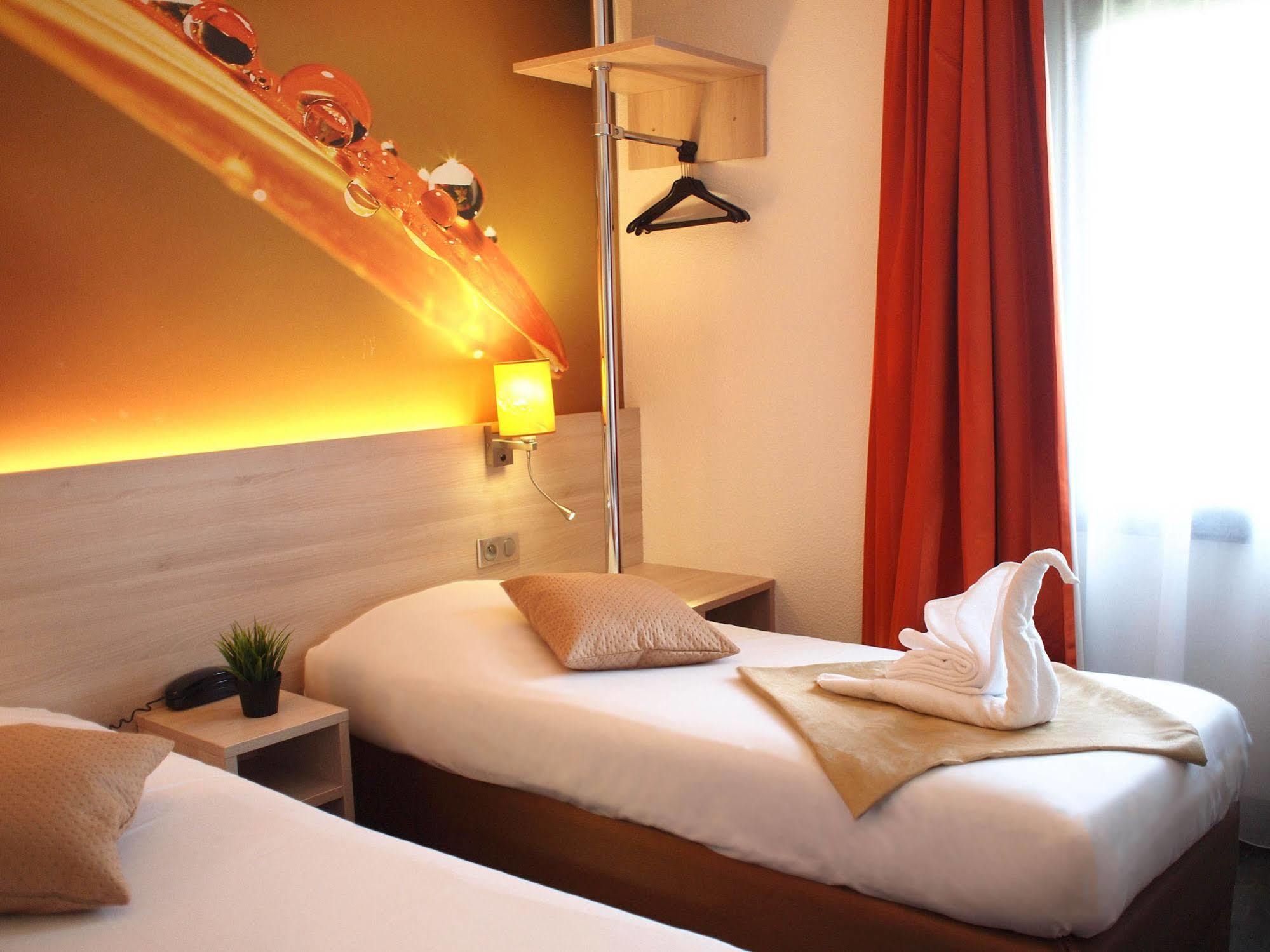 Hotel Inn Design Resto Novo Sable Exterior photo